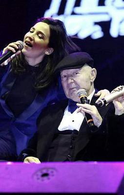 Pop müziğinin babası hayatını kaybetti