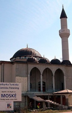 İsveç'te camilere güvenlik yardımı