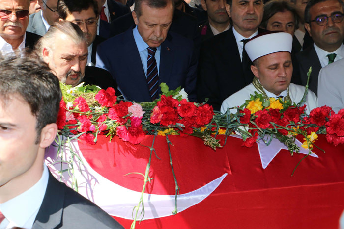 Erdoğan Kayahan'ın cenazesine katıldı