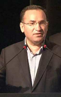 "Ya siz kapatın ya CHP kapatsın"