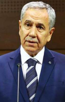 Bülent Arınç'tan Hürriyet'in o haberine yalanlama!