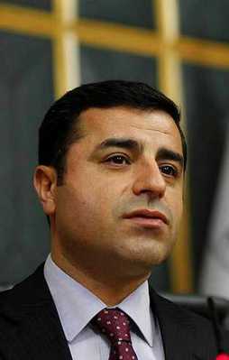 Okyanus medyasının 'HDP' sevgisi