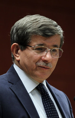 "Seçim öncesi 2 tehlike var"