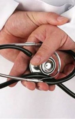 İsveç'te ayrımcı doktora ceza