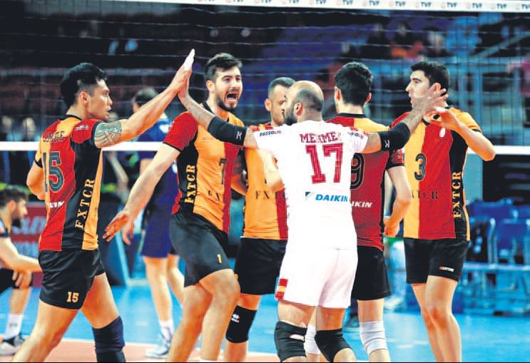 Cimbom filede Fener'i parçaladı!