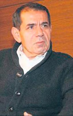 Başkan adayı Dursun Özbek topu Albayrak ve Dürüst'e attı!