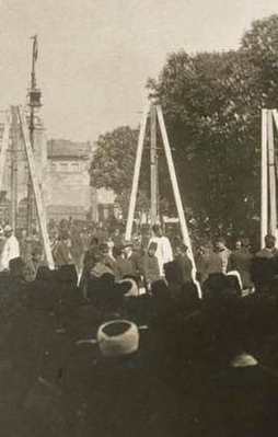 İbret olsun diye Sultanahmet'te sallandırdılar