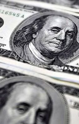 Merkez'den dolar hamlesi