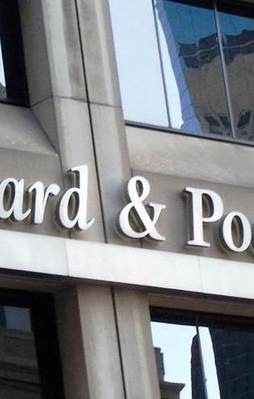 Yunanistan'a bir şok daha!