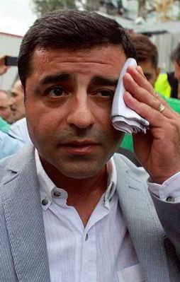 Ermeni Ulusal Komitesi'nden Demirtaş'a destek!