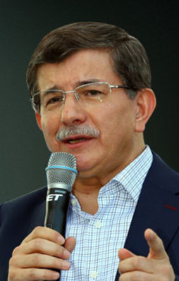 Başbakan'dan memurlara müjde