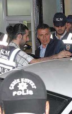 Paralel Yapı'ya bir darbe daha!