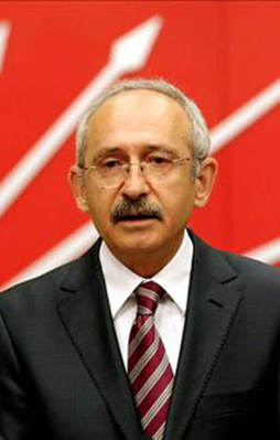 Penguen ilk kez Kılıçdaroğlu'nu eleştirdi