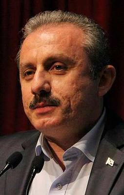 İki hakim de hukuk suçu işledi