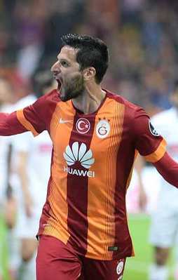 Yeni lider Galatasaray