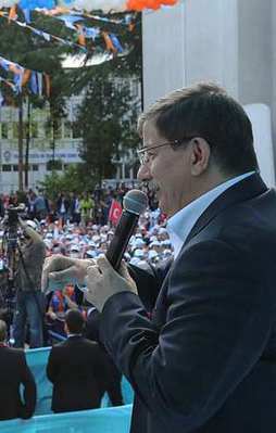 Başbakan Davutoğlu müjdeyi verdi
