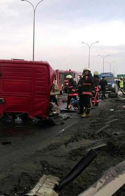 TEM'de korkunç kaza: 2 ölü!