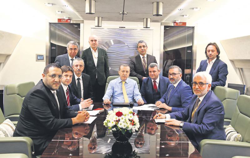 Paralele sert uyarı