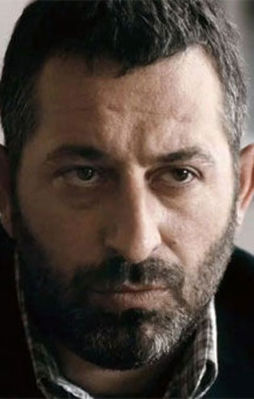 Cem Yılmaz ameliyat oldu
