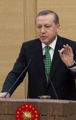 'Taksim meydanı ısrarı art niyetli'