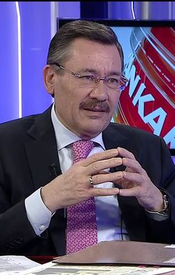 "İçiniz sızlamıyorsa oyunuzu Kur'an yakan PKK'ya verin"