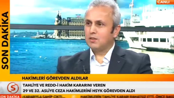 Paralel profesör hem tehditçi hem de tacizci