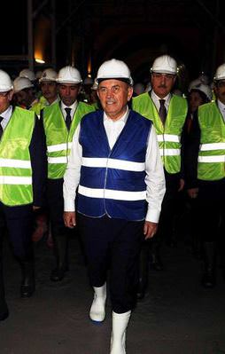 Topbaş çalışmaları yerinde inceledi