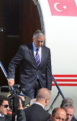 Mustafa Akıncı Türkiye'ye geldi