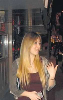 Flaşlar utandırdı