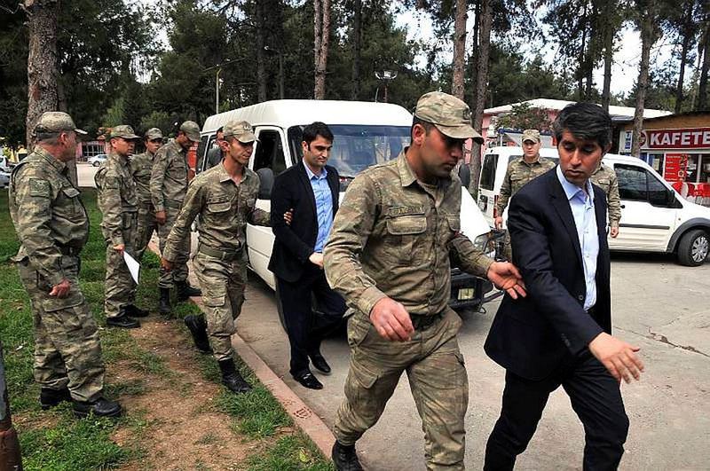 4 savcıya TIR tutuklaması