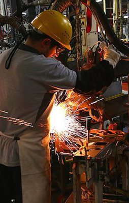 Sanayide çarklar dönüyor