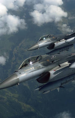 Yunan jetine anında karşılık verildi!