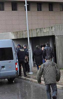 Paralel çeteye darbe üstüne darbe