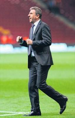 Hamzaoğlu: Kaldı 4 maç!