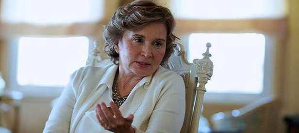 Nazlı Ilıcak’tan Kenan Evren’e övgüler