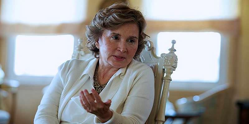 Nazlı Ilıcak'tan Kenan Evren'e övgüler
