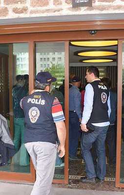 ABD'ye kaçarken yakalandı