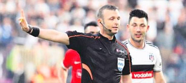 Beşiktaşlılar isyanda Özkalfa çıldırttı