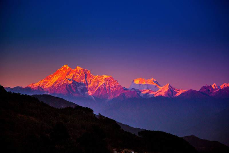 Himalayalar alçalıyor!
