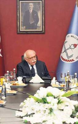 Paralel dershanelere dönüşüm izni yok