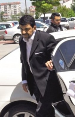 Paralel örgütün 'para abisi' tutuklandı