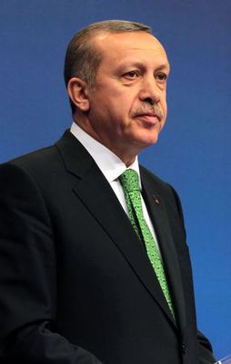 "Biz sadece Rabbimizin karşısında eğiliriz"