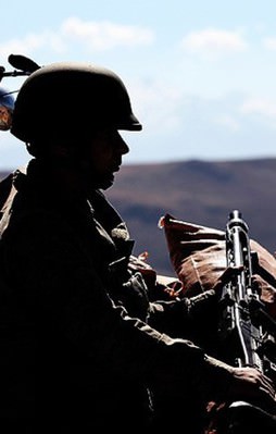 Cizre'de nöbet kulesine silahlı saldırı