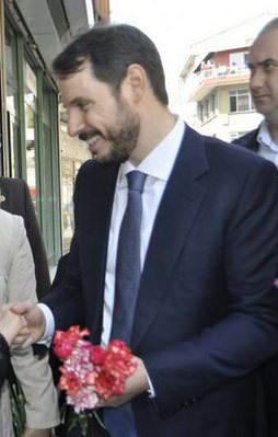 'Bu vaatler için ek vergi almaları lazım'