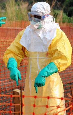 Ebola 'gine' hortladı