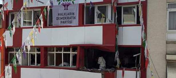 Adana HDP İl Başkanlığı binasında patlama