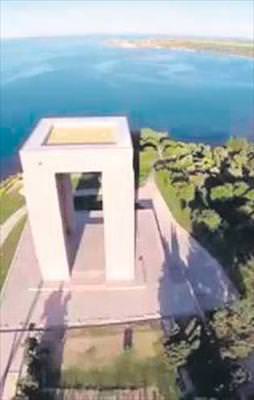 Şehitlikte feci ölüm