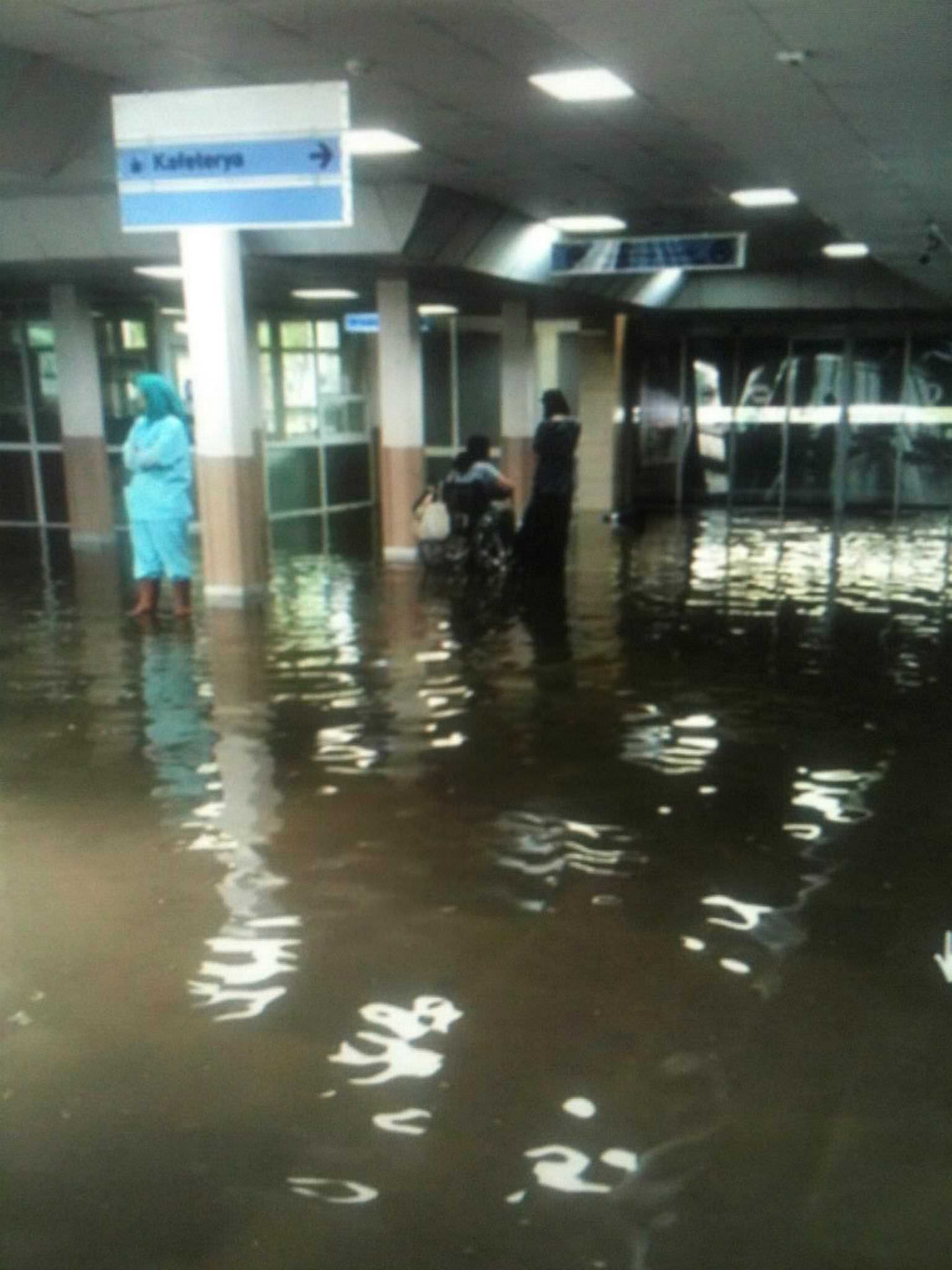 İzmir sele teslim!-3