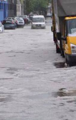 İzmir sele teslim!