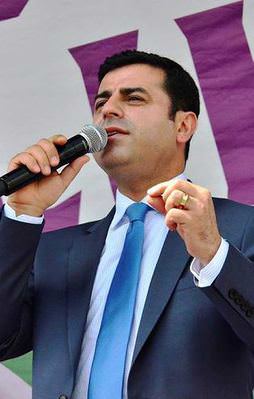 Acılı aileler: Demirtaş içimize ateş saldı